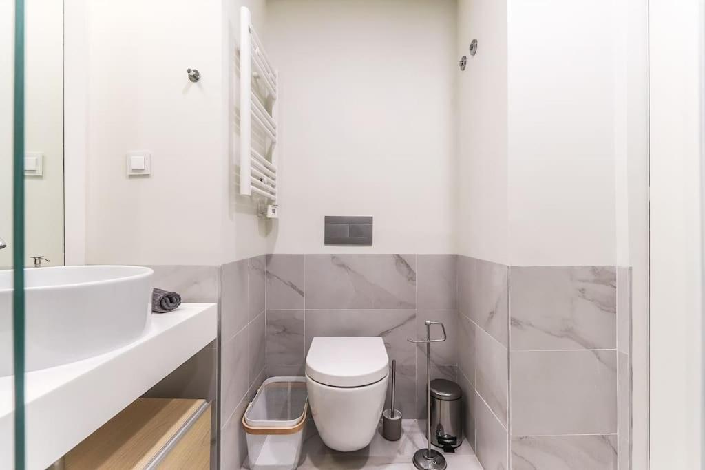 Marques Pombal Central 2 Bed Apt Ac Lisboa Dış mekan fotoğraf